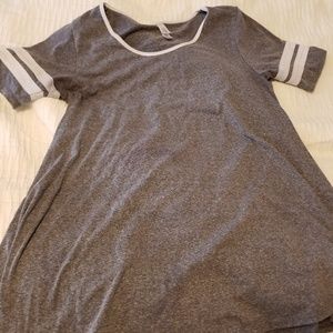 Lularoe Perfect tee